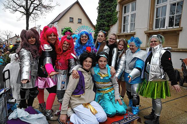 Der Starlight Express machte Halt in Steißlingen sorgten für Glanz vor dem Rathaus.