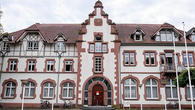 Das Gottmadinger Rathaus. Bei der Wahl am 11. Oktober soll der Bürgermeister für die nächsten acht Jahre gewählt werden. Roland Kunze ...