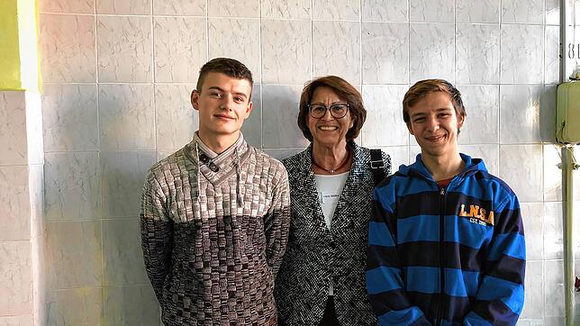 Aktuell werden 42 Studierende (Auf dem Foto Anton und Kyrill) vom Verein Zukunft für Ritschow (Weißrussland) unterstützt. Initiatorin ...