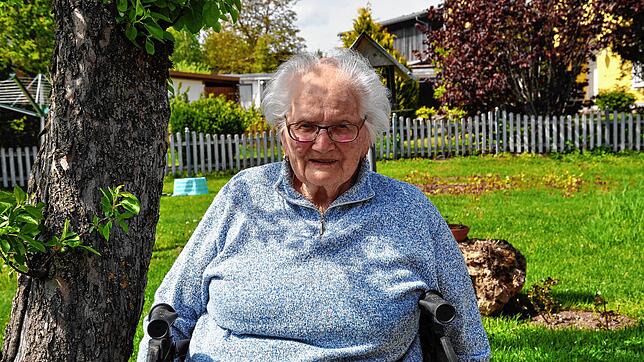 Luzia Schropp feierte ihren 90. Geburtstag. Sie verbringt ihren Lebensabend in der Familie ihres Sohnes und blickt auf ein erfülltes und ...