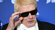 Heino zeigte sich mit seinen 85 Jahren im Februar auf dem SemperOpernball 2025 in Dresden.