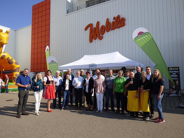Vielseitig: Die verschiedenen Aussteller sorgten beim Herbstfest auf dem Mobila-Gelände für ein grosses Angebot an Waren und ...
