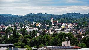 Idyllisch, lebendig und auch ganz schön teuer. Nach Plänen aus Stuttgart könnten die Mieten nicht nur in Konstanz, sondern beinahe im ...