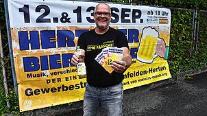 Frank Räuber von der Agentur RS Events freut sich schon auf das Bierdörfle. Das Fest soll künftig im zweijährigen Rhythmus veranstaltet ...