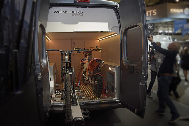 Das Bett über der Garage: Diese Idee hatten die Designer beim Outlaw.