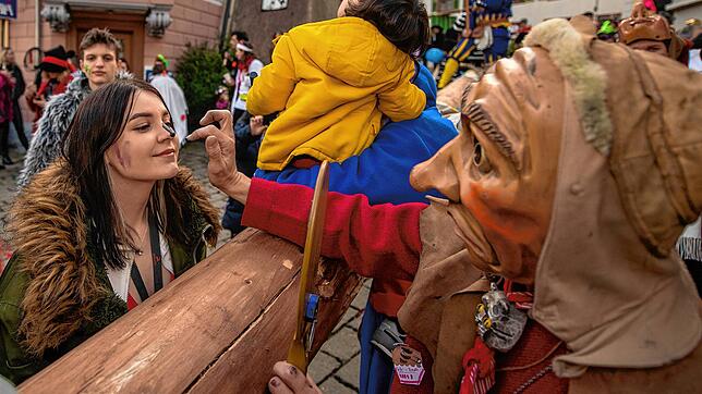 Bild : Bilder vom Schmotzigen Dunschdig in Meßkirch (Teil 2/3)