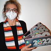 Seit 15 Jahren gestaltet Christa Balser den Frickinger Wirtschaftsrat-Kalender, der kostenfrei an alle Haushalte geliefert wird.