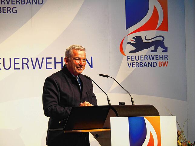 &bdquo;Sie zeigen hohes Engagement und persönlichen Einsatz, sie geben den Mensch Sicherheit und stabilsieren unseren Staat und unsere ...