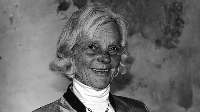 Sibylla Kleffner war Mitbegründerin des Vereins Lesezeichen und Organisatorin der Kinder- und Jugendbuchtage. Für die LBU saß sie von ...