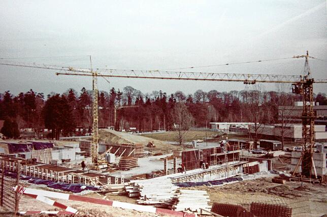 1984: Für die Stadt Pfullendorf war der Bau der Stadthalle ein sowohl vom Baukörper als auch von der Bausumme her sehr großes Vorhaben, ...