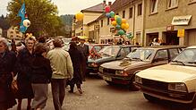 Lange fand das Dorffest wie hier beim ersten Mal in der Hauptstraße statt. Heute ist das zweitägige Dorffest im Wechsel mit dem ...