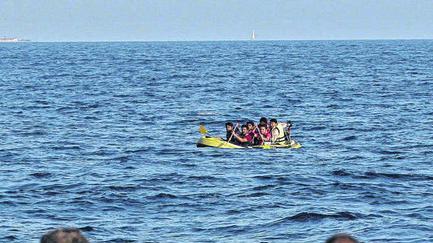 Anders als sonst in Griechenland leidet auf der Insel Kos der Tourismus, weil hier Flüchtlingsboote am Strand ankommen.