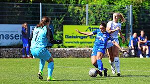 Bild : Unsere Bildergalerie vom 3:2-Sieg der Oberliga-Frauen des Hegauer FV gegen den Zeller FV