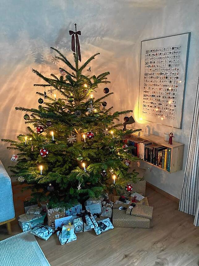 In Erzingen steht der Weihnachtsbaum von Familie Budde.