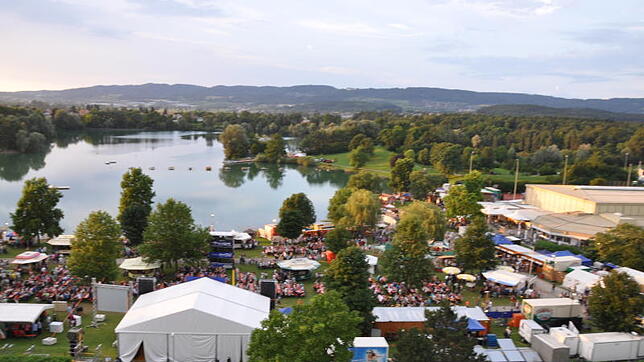 Das Schlossseefest am rekultivierten Salemer Baggersee hat sich zu einer Großveranstaltung gemausert. Im vergangenen Jahr kamen alleine ...
