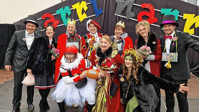 Bild : Vom Narrendorf in den Winzerkär