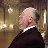 Das Archivbild zeigt den weltberühmten Thriller-Regisseur Alfred Hitchcock.