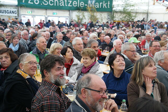 Bild 27: Bilder vom 728. Schätzele-Markt: Volksfestplatz, Food-Stände und Mittelstandskundgebung mit Jens Spahn