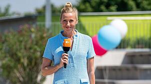 Am 28. September 2025 erscheint die letzte reguläre Folge vom „ZDF-Fernsehgarten“ in diesem Jahr. Hier finden Sie alle Infos zu Gästen, ...