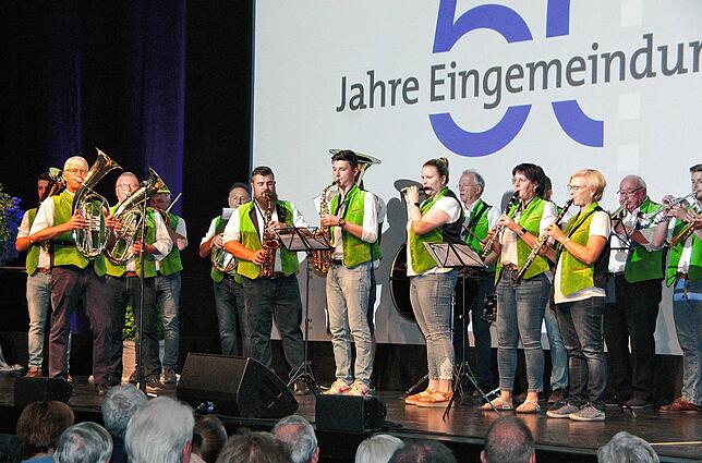 Bild 32: 50 Jahre Eingemeindung: Die Bilder vom Festakt in den Donauhallen