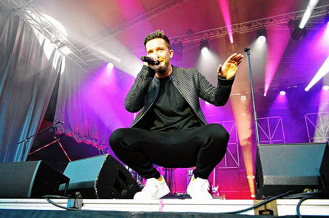 Bild 6: Bilder vom Nico-Santos-Konzert in Markdorf (2)