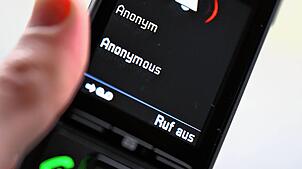 Die Polizei kann einen Erfolg gegen Telefonbetrüger vorweisen. Eine kriminelle Telefonnummer wurde abgeschaltet sowie ein Abholer ...