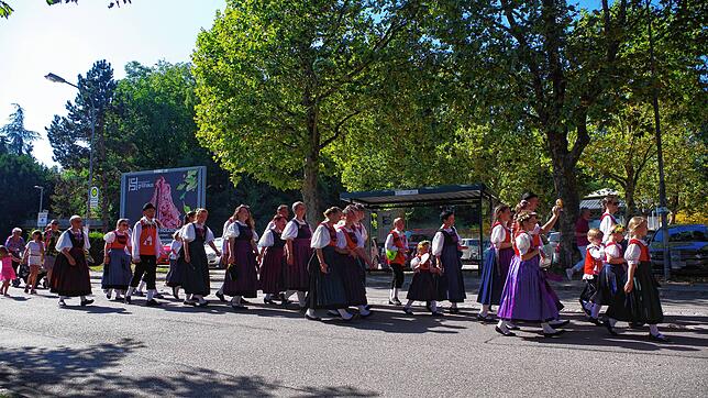 Bild : Bilder vom Kinderfest im Stadtgarten und Umzug ins Festzelt