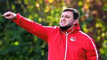 Heftige Vorwürfe erhebt Shkelzen Kelmendi, Trainer des Türk. SV Konstanz, nach dem Spiel in Mühlhausen.