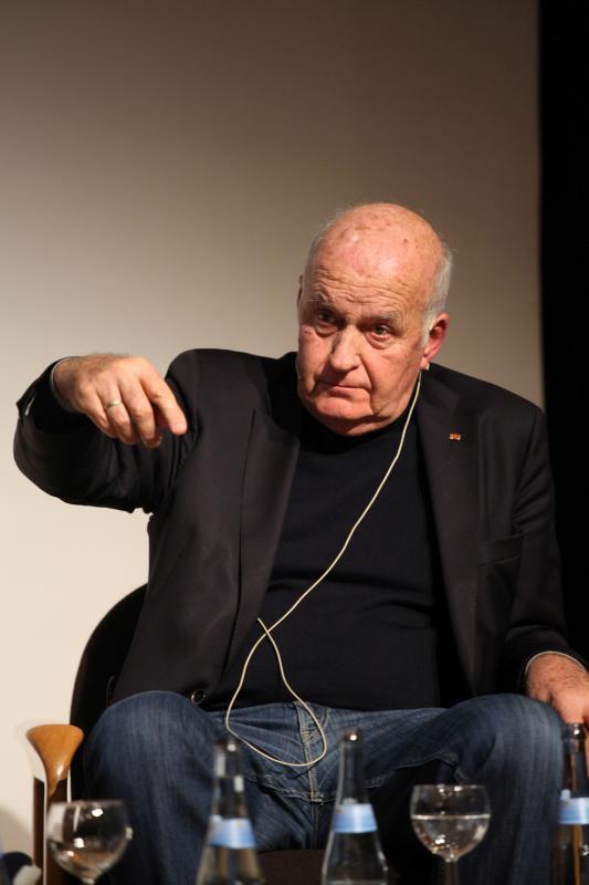 Will das Prinzip von Arbeit und Lohn andersrum denken: Götz Werner.