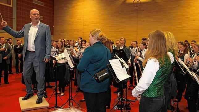 Bürgermeister Stefan Kaiser hat die Bürgermeisterwahl für sich entschieden. Er erhielt rund 77 Prozent der Wählerstimmen. In der ...