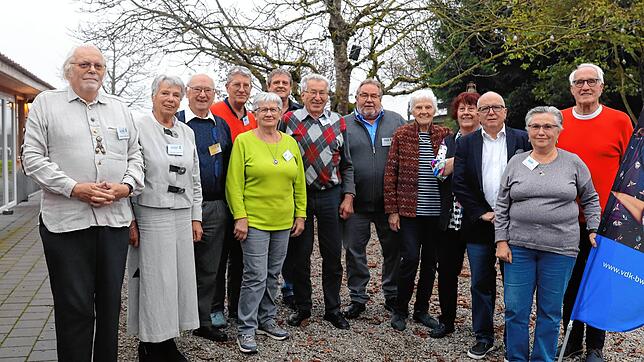 Die VdK-Führung, von links: Eckhard Abramowski, Veronika Heitzmann, Heinz Kropp, Jeffrey Philpott, Resi Schweizer, Peter Baller, ...