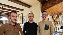 Die Geehrten beim Musikverein Sunthausen: von links Niclas Stein, Fabian Howe und Jonas Grieshaber. Bild: Sabrina Neudert