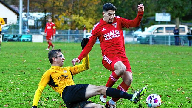 Bild : Die besten Bilder von der Landesligapartie zwischen dem FC Überlingen und dem FC Gutmadingen