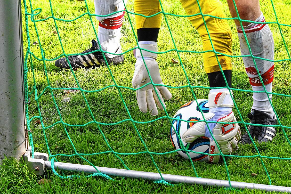 Fußball: Viele Tore bei Testspielen | SÜDKURIER Online