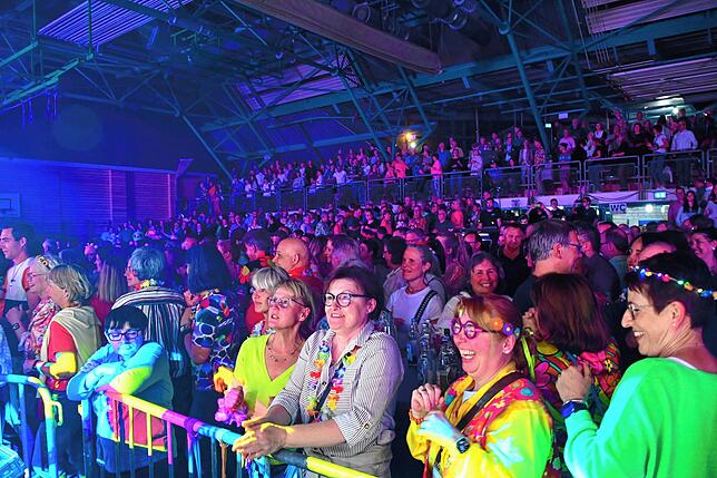 Bild 11: Bilder von der Schlagerrevue (2): Ein Blick hinter die Bühne und großer Spaß im Rampenlicht