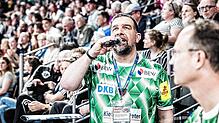 Der Mann am Mikrofon im Fuchsbau: Michael Bernatek aus Lauchringen ist Hallensprecher bei den Handballern der Füchse Berlin.