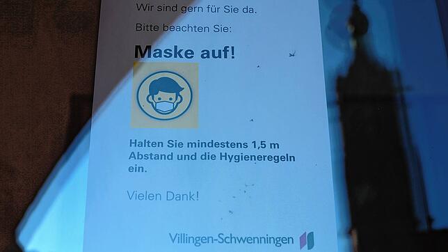 Inzwischen dürften Regeln wie Abstand halten und Maskenpflicht den meisten Menschen geläufig sein. Dass sich dennoch nicht alle daran ...