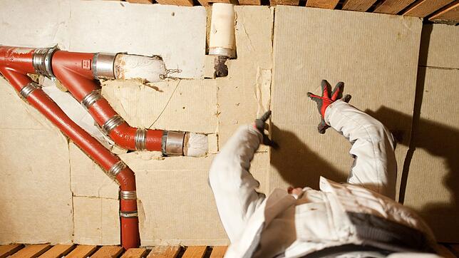 Heizkosten sparen: Die Dämmung der Kellerdecke ist eine kostengünstige Maßnahme.