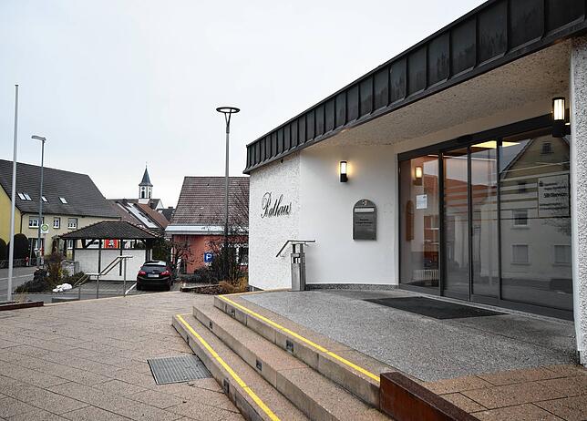 Das Rathaus in Nenzingen