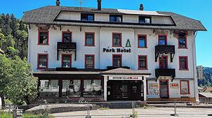 Die Gemeinde Todtmoos hat das Parkhotel zurückgekauft. Nun soll es abgerissen werden. Unser Bild stammt von Mai 2022.