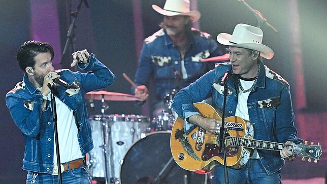 Die Bandmitglieder Alec Völkel und Sascha Vollmer von der Band BossHoss. (Archivbild)