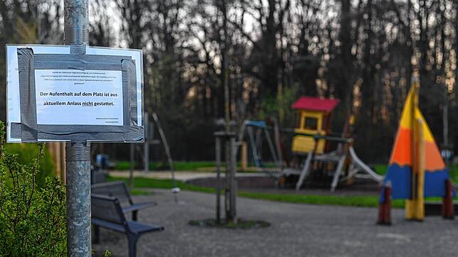 Spielen? Das geht im Moment nur zuhause. Die Spielplätze im Land sind, so wie Kitas und Schulen auch, geschlossen. Für viele Kinder ...