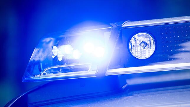 Der Schaden liegt laut Polizei im mittleren sechsstelligen Bereich. (Symbolbild)