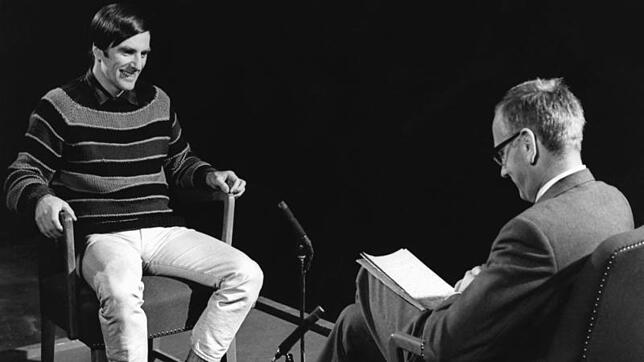 Günter Gaus (re.) im SWR-Studiogespräch mit Rudi Dutschke (am 03.12.1967).