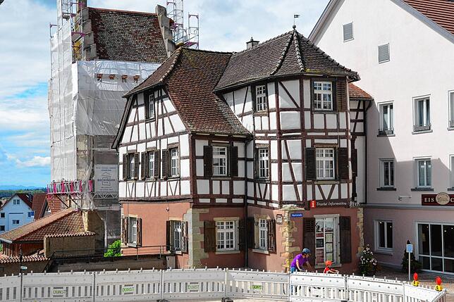 Die Innenstadtsanierung wird in absehbarer Zeit abgeschlossen sein. Derzeit wird am Hexenturm gearbeitet – demnächst auch an der ...