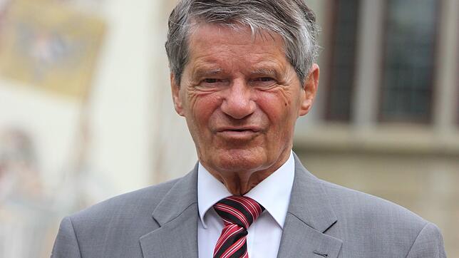 Reinhard Ebersbach, ehemaliger Bürgermeister und Oberbürgermeister von Überlingen, bei einem Besuch in der Stadt. "Ich fühle mich immer ...