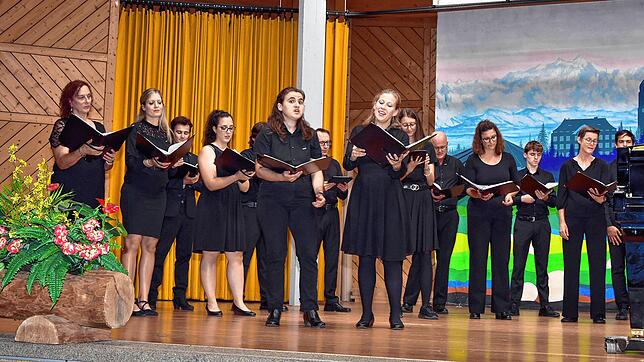 Philosophische Vokalkunst erlebte das Publikum beim Konzert des vierstimmigen Pro-Vocal-Chors in Höchenschwand. Foto: Stefan Pichler