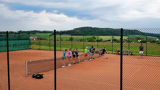 Die Tennisabteilung des SV Unteralpfen ist eine spielfreudige und stetig wachsende Gemeinschaft.