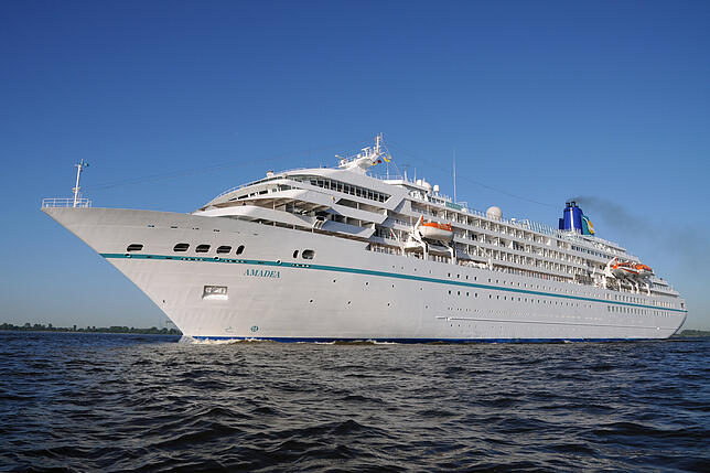 Auf dem Kreuzfahrtschiff "MS Amadea" wird die ZDF-Serie "Das Traumschiff" gedreht.