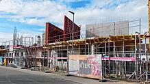 Das vom Meßkircher Architekturbüro Mauch Offner entworfene Haus am Stachus, hier eine aktuelle Aufnahme, wird viergeschossig sein und ...